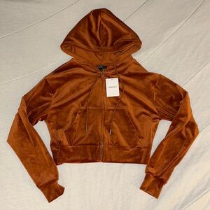 NWT FOREVER 21 cropped zip up